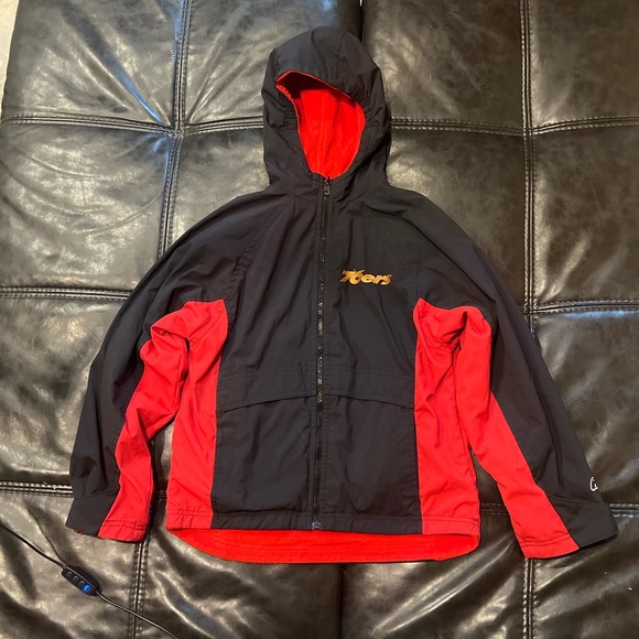 Vintage 76ers jacket. - Picture 1 of 2